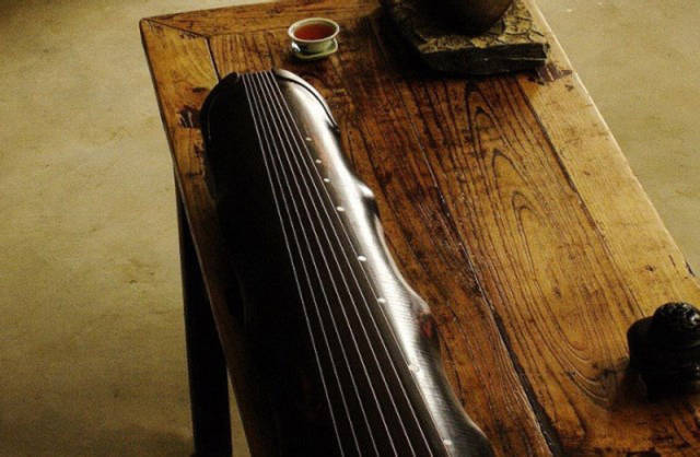 海口市古琴蕴含的传统文化，一把古琴制备出来要两年的时间